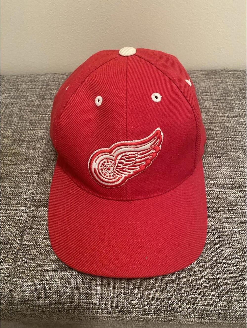 Vintage 90’s Detroit Red Wings Hat Cap Logo Athletic NHL Snapback Red